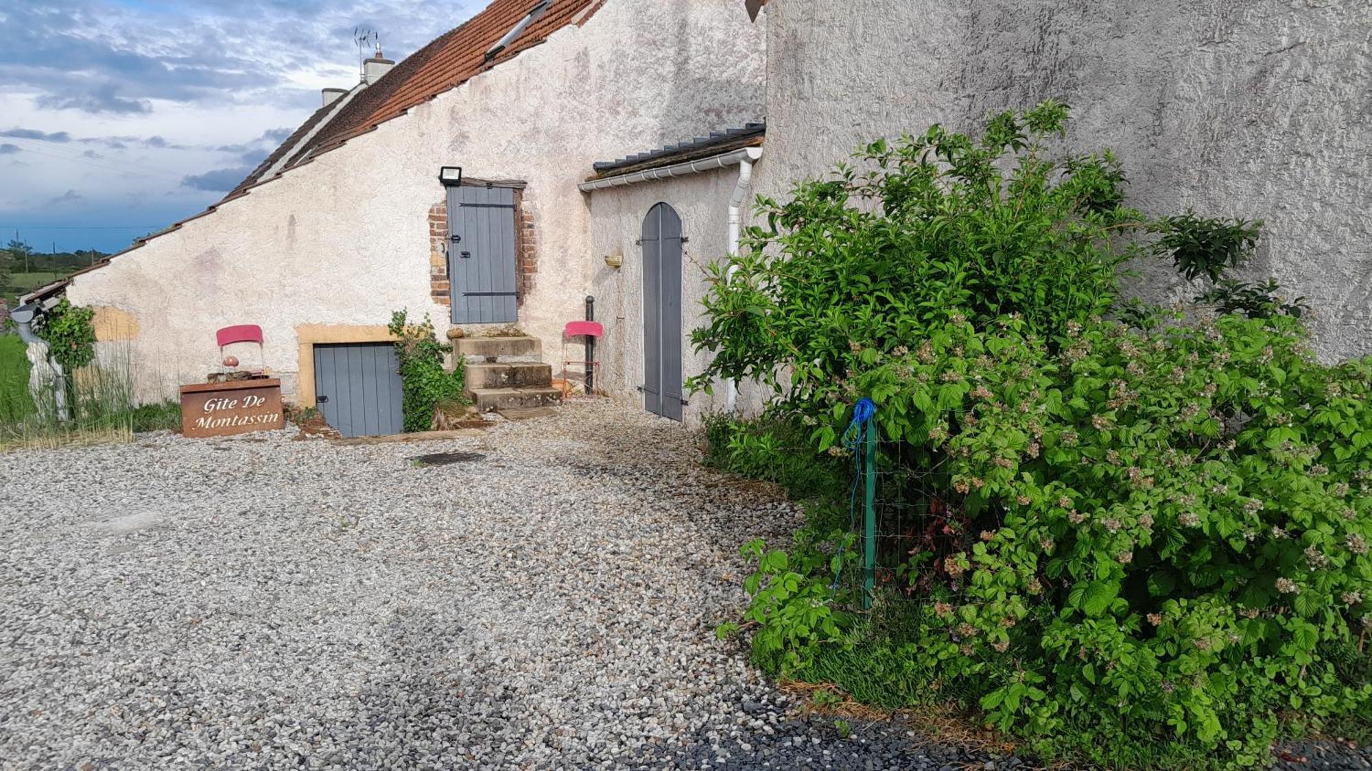 Petit Gite De Montassin La Motte-Saint-Jean 外观 照片
